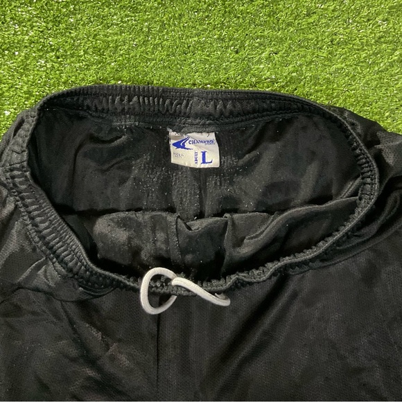 Vintage Men’s Black Basketball Shorts - Picture 4 of 7